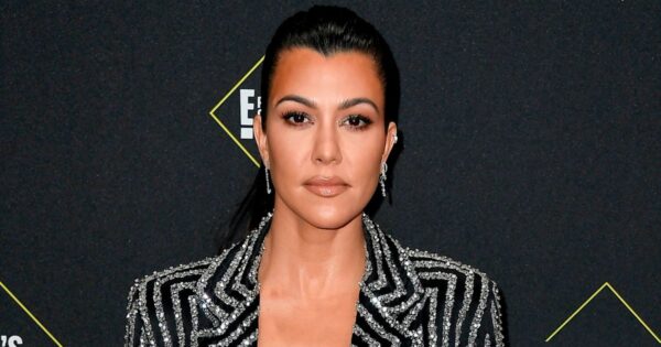 Kourtney Kardashian fans 'cringe' as they say she'll do 'anything for attention'

https://t.co/iyV76wwv29 https://t.co/3Kaad3RpIZ