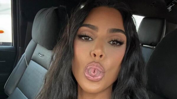 Kim Kardashian playfully sticks out her tongue in latest sultry selfies https://t.co/F49rC9YKIM https://t.co/jnC31Jvttz