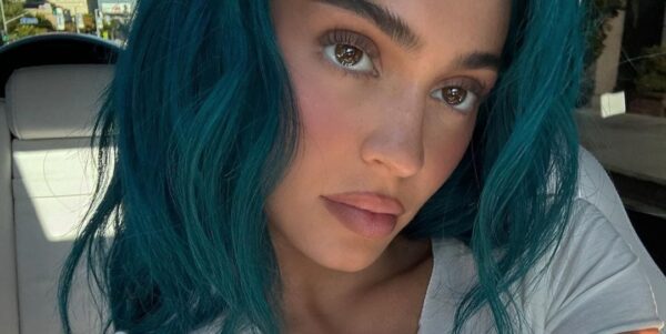 Kylie Jenner Resurrects King Kylie by Debuting Teal Blue Hair