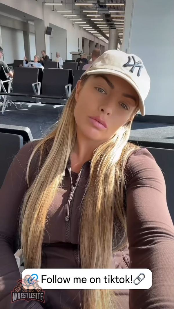 #MandyRose is back to the grind, hitting the road early for another adventure until her flight was delayed ✈️🌟 #reels