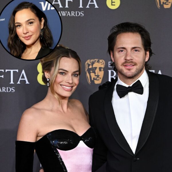 Gal Gadot ‘Lost Patience’ With Ryan Reynolds Is Turning to Rivals Margot Robbie and Tom Ackerley