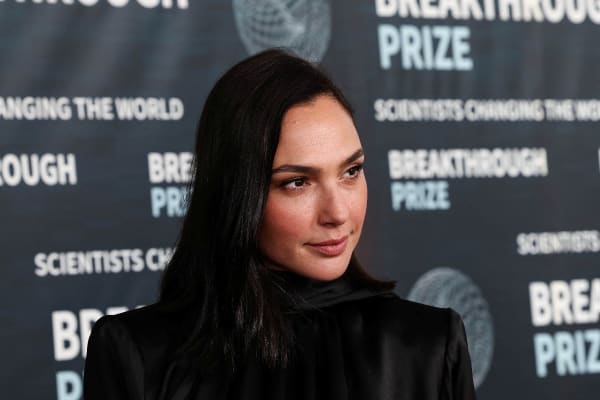 Israeli actress Gal Gadot to join President Herzog in launching ‘Voice of the People’ initiative, designed to highlight worldwide Jewish unity