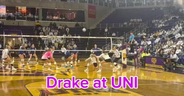 UNI hosted Drake in a MVC volleyball match Monday