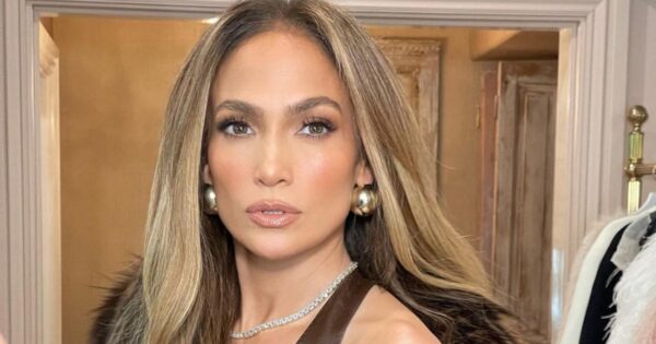 Jennifer Lopez impactó con sus primeras declaraciones sobre su divorcio con Ben Affleck https://t.co/dKaxDG4ufe https://t.co/mdKxnCxBSm