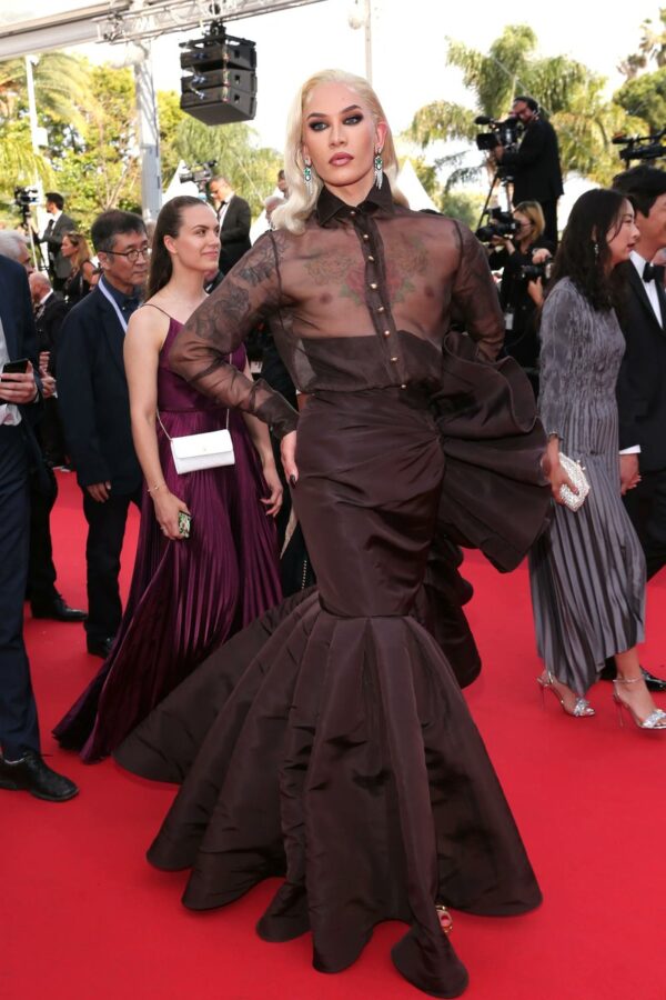 Miss Fame – Sara Sampaio – Naomi Campbell attend the screening of “Decision To Leave (Heojil Kyolshim)” during the 75th annual Cannes film festival at Palais des Festivals on May 23, 2022 – Emily Ratajkowski at screening of “Crimes Of The Future” in Cannes, France. https://t.co/chCvSVzZc4