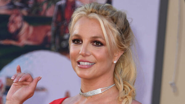 Lookin’ At Girlzzz: Britney Spears, Olivia Munn, GloRilla, Doja, Lizzo! | 94.5 The Buzz