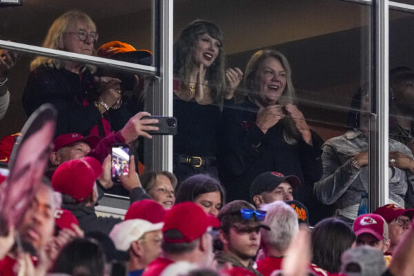 Taylor Swift watches Travis Kelce and the Chiefs play Buccaneers after wrapping US leg of Eras Tour