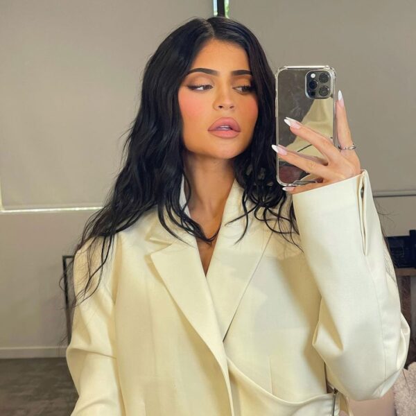 Pregnant Kylie Jenner Just Reached a Major Instagram Milestone